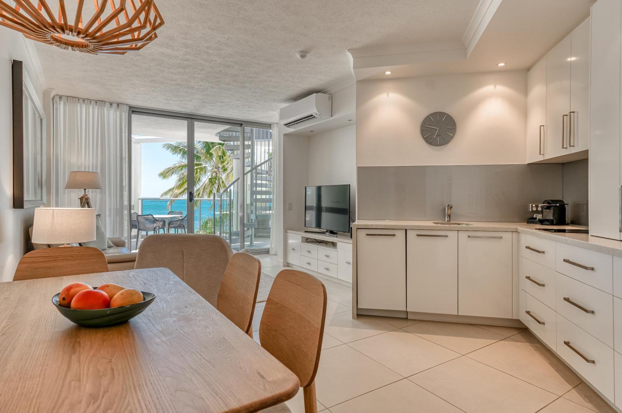 On The Beach Noosa Resort Exterior foto